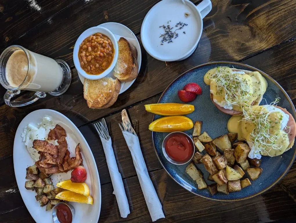 Café la Reine French bakery and café on Whyte Avenue, Edmonton, AB